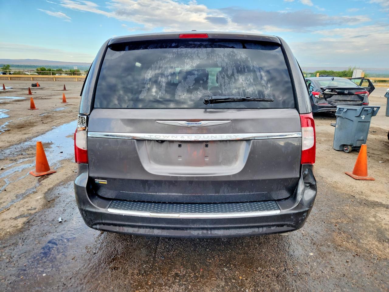 2015 Chrysler Town & Country Touring Gray vin: 2C4RC1BG9FR661927