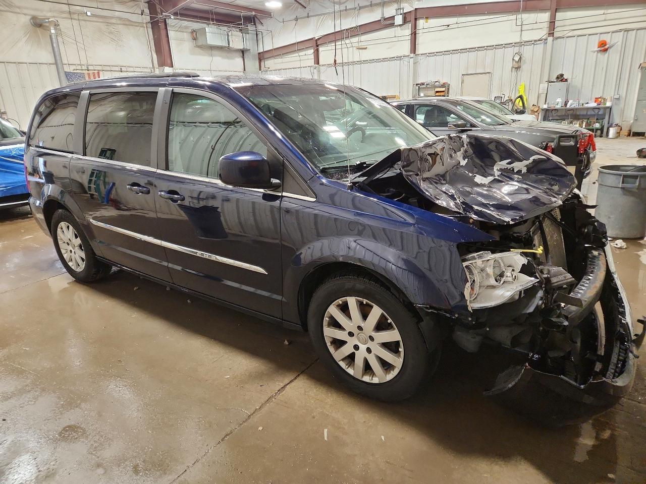 2016 Chrysler Town & Country Touring Blue vin: 2C4RC1BG9GR148405