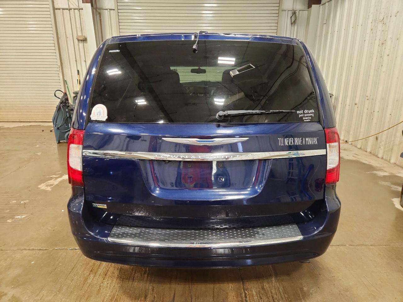 2016 Chrysler Town & Country Touring Blue vin: 2C4RC1BG9GR148405
