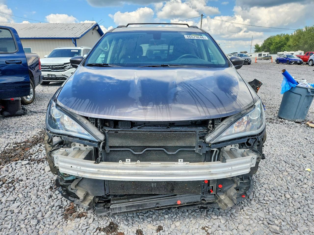 2017 Chrysler Pacifica Touring L Black vin: 2C4RC1BG9HR511464