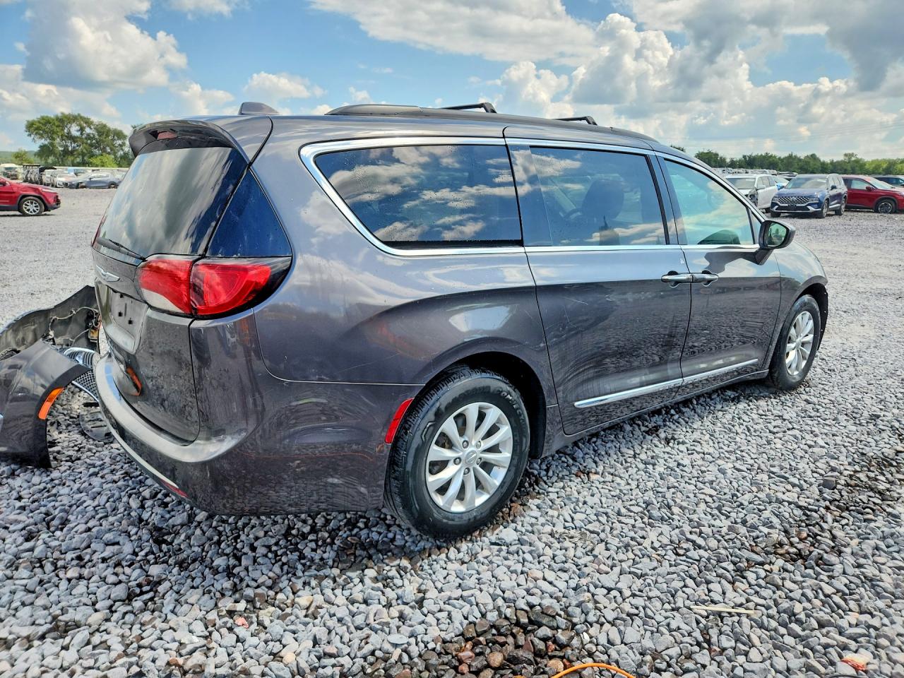 2017 Chrysler Pacifica Touring L Black vin: 2C4RC1BG9HR511464
