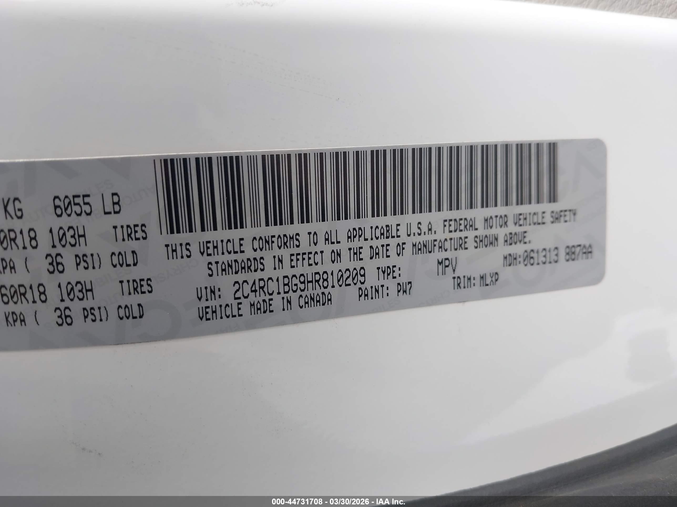 2017 Chrysler Pacifica Touring-l White vin: 2C4RC1BG9HR810209