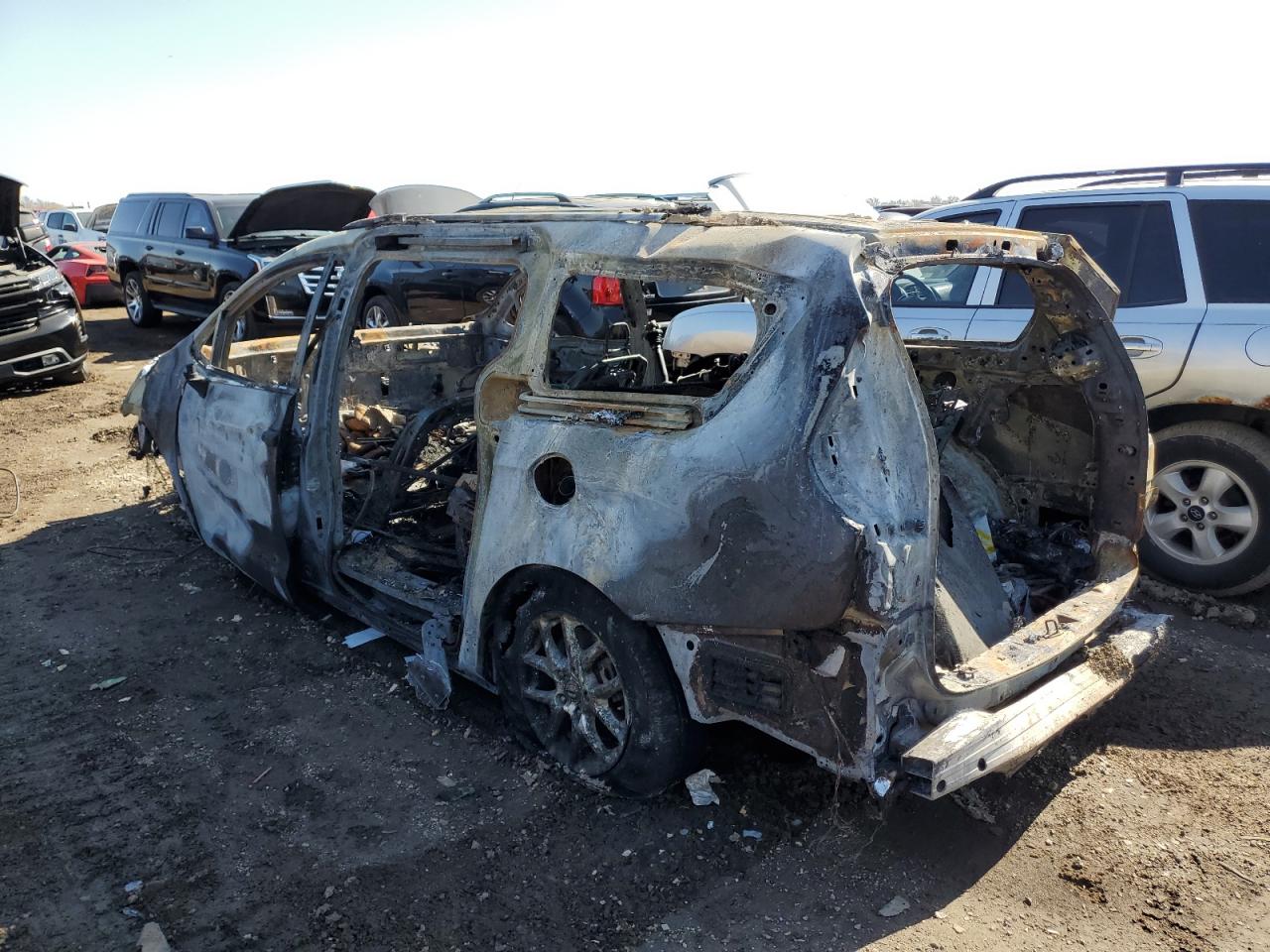 2021 Chrysler Pacifica Touring L Burn vin: 2C4RC1BG9MR585087
