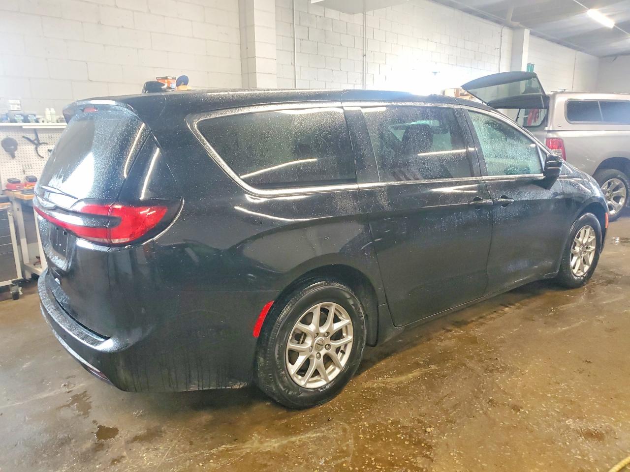 2025 Chrysler Pacifica Select Black vin: 2C4RC1BG9SR551633