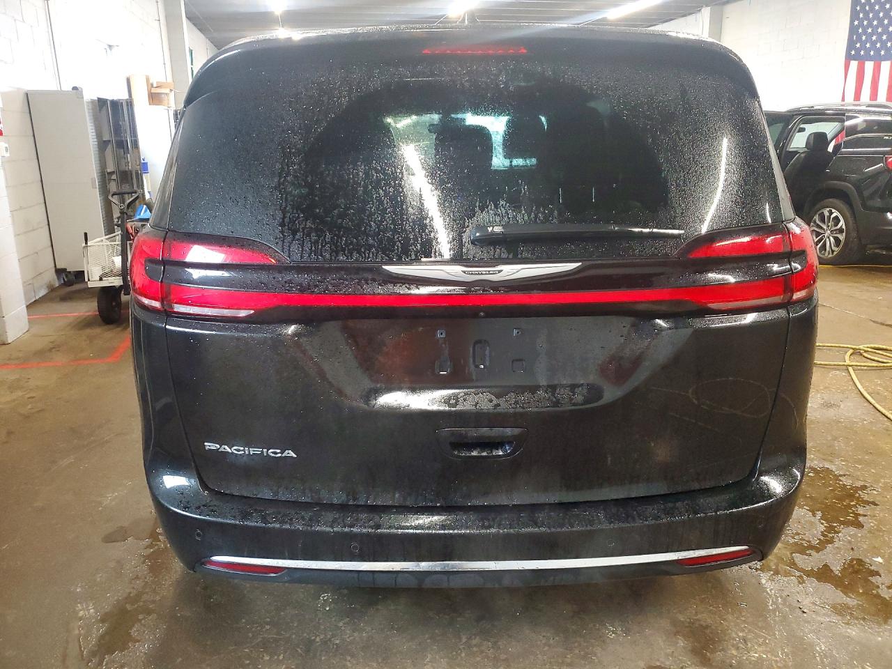 2025 Chrysler Pacifica Select Black vin: 2C4RC1BG9SR551633