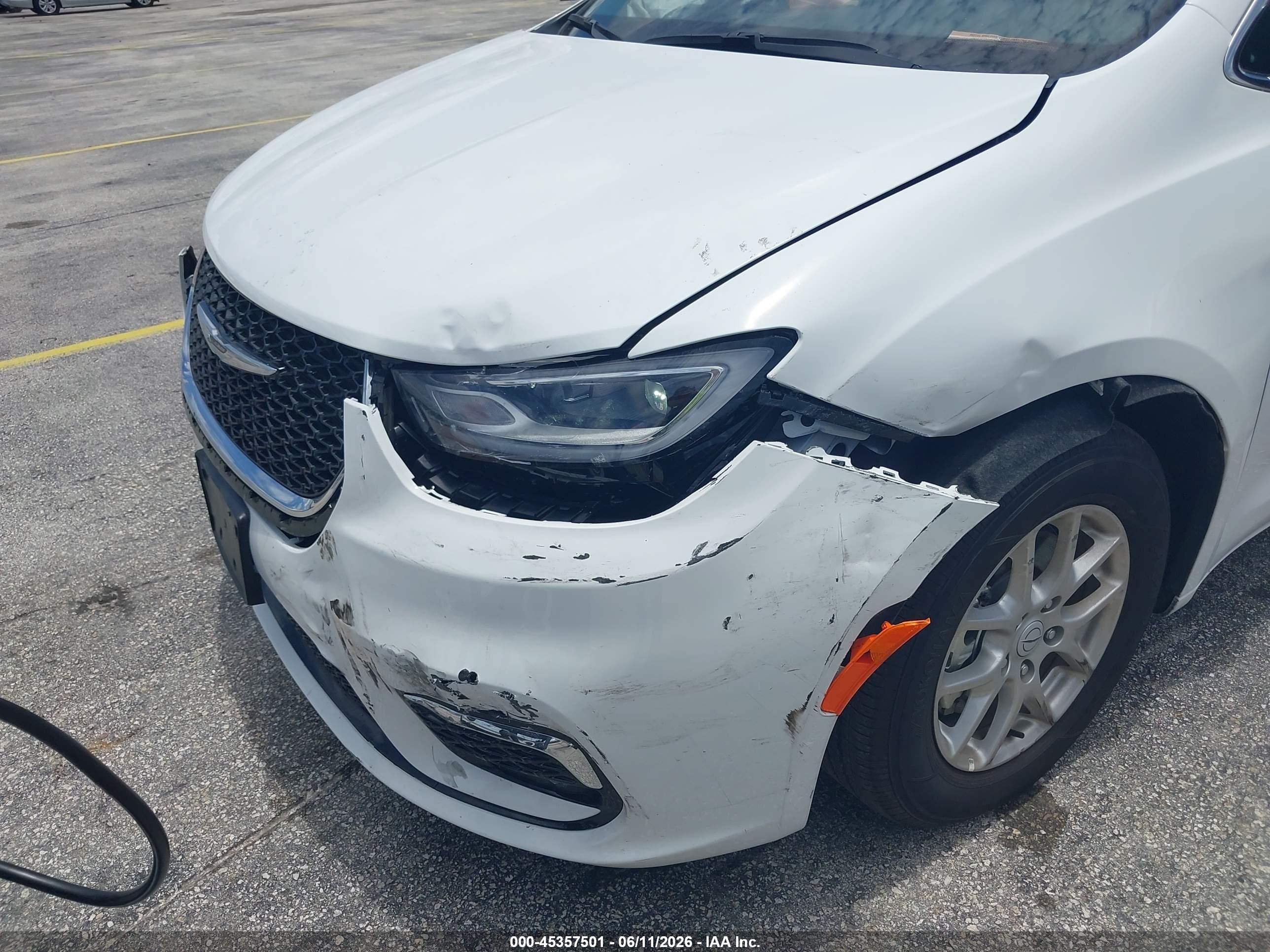 2026 Chrysler Pacifica Select White vin: 2C4RC1BG9TR201050