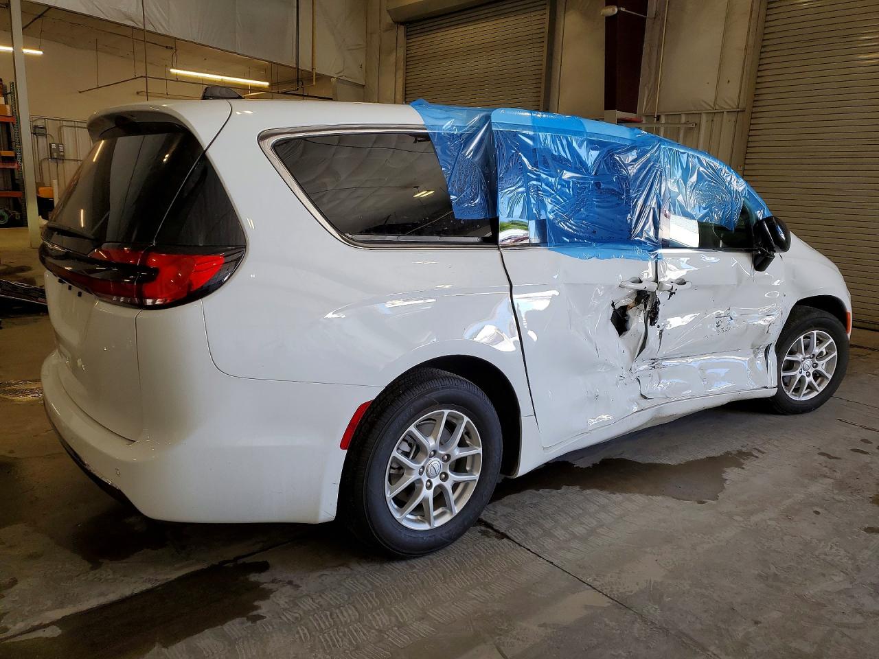 2026 Chrysler Pacifica Select White vin: 2C4RC1BG9TR237823