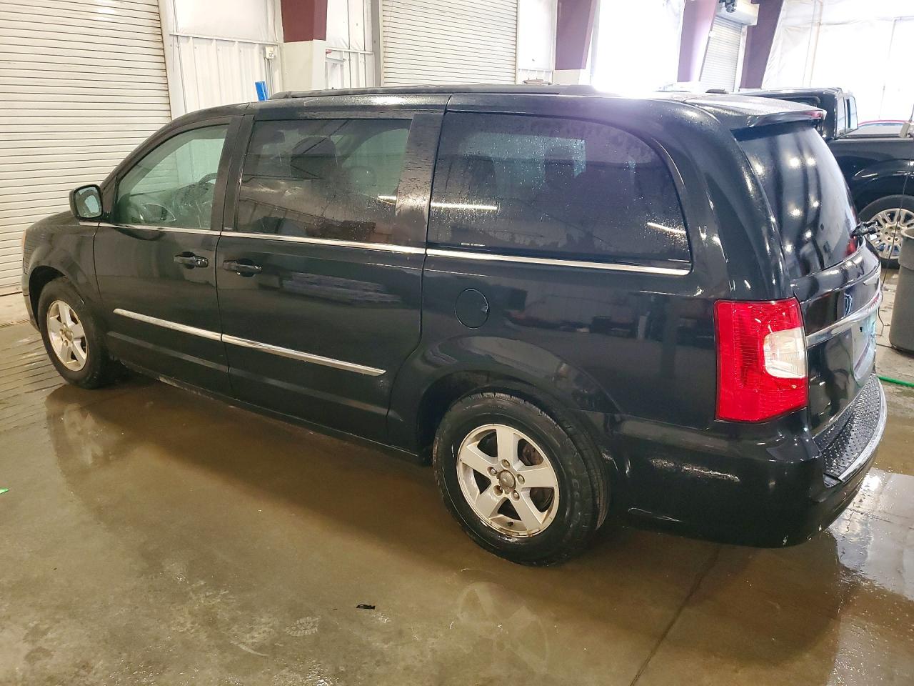 2012 Chrysler Town & Country Touring Black vin: 2C4RC1BGXCR133096