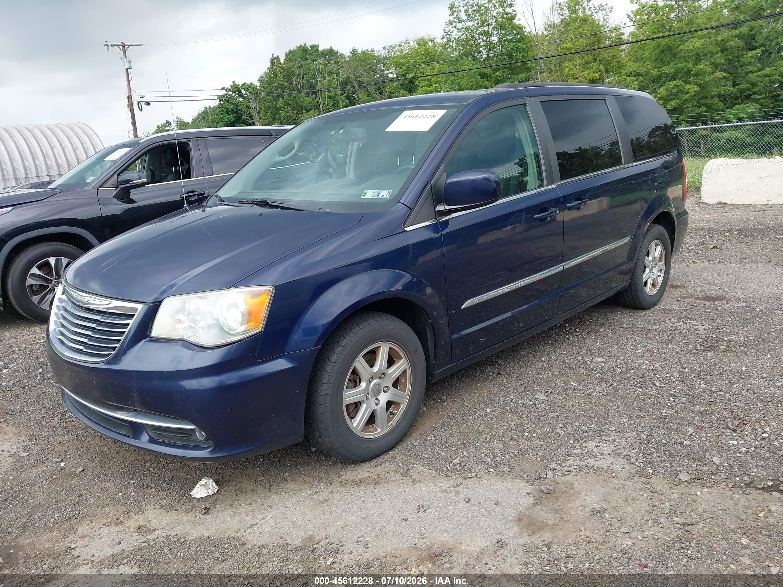 2012 Chrysler Town & Country Touring Blue vin: 2C4RC1BGXCR216642