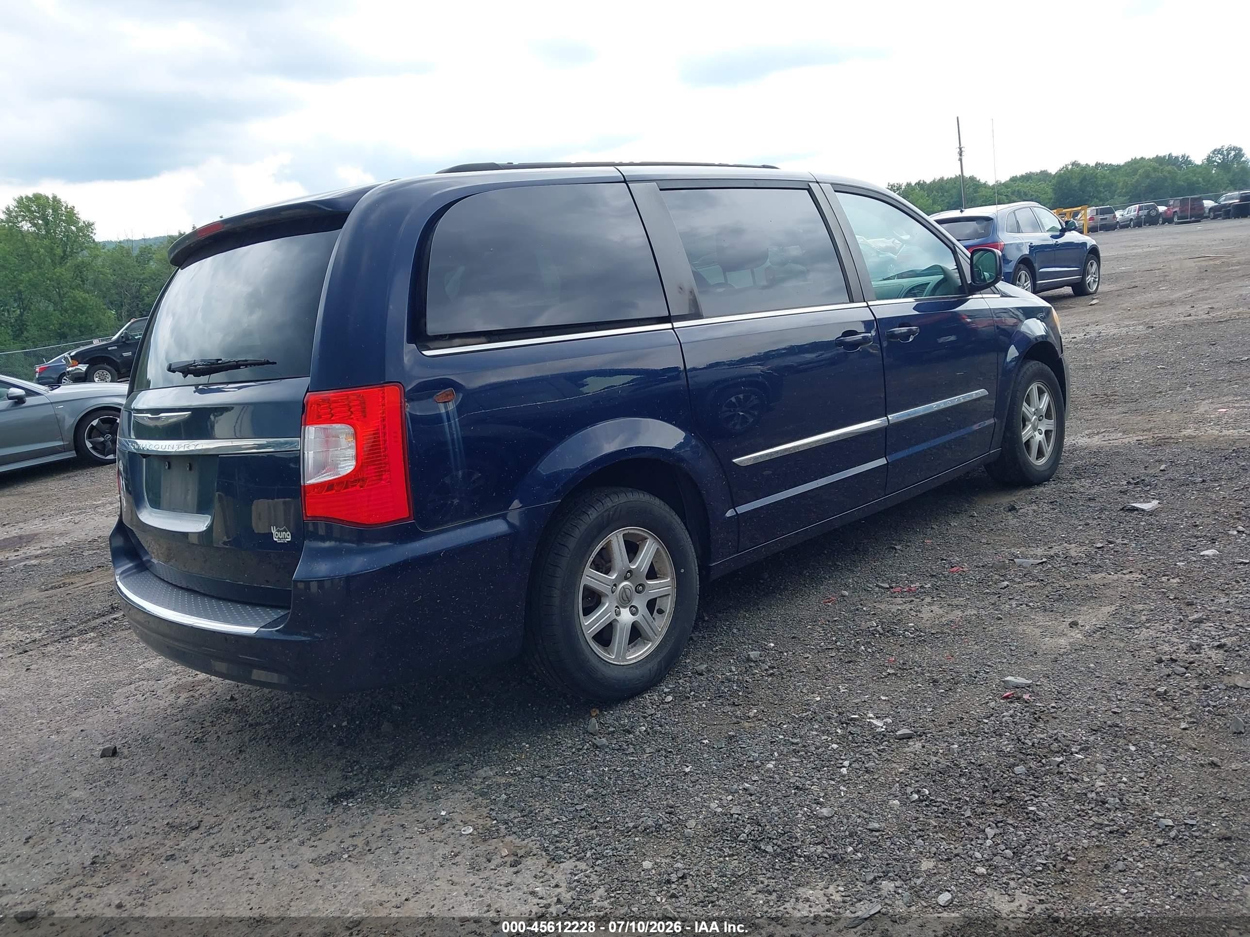 2012 Chrysler Town & Country Touring Blue vin: 2C4RC1BGXCR216642