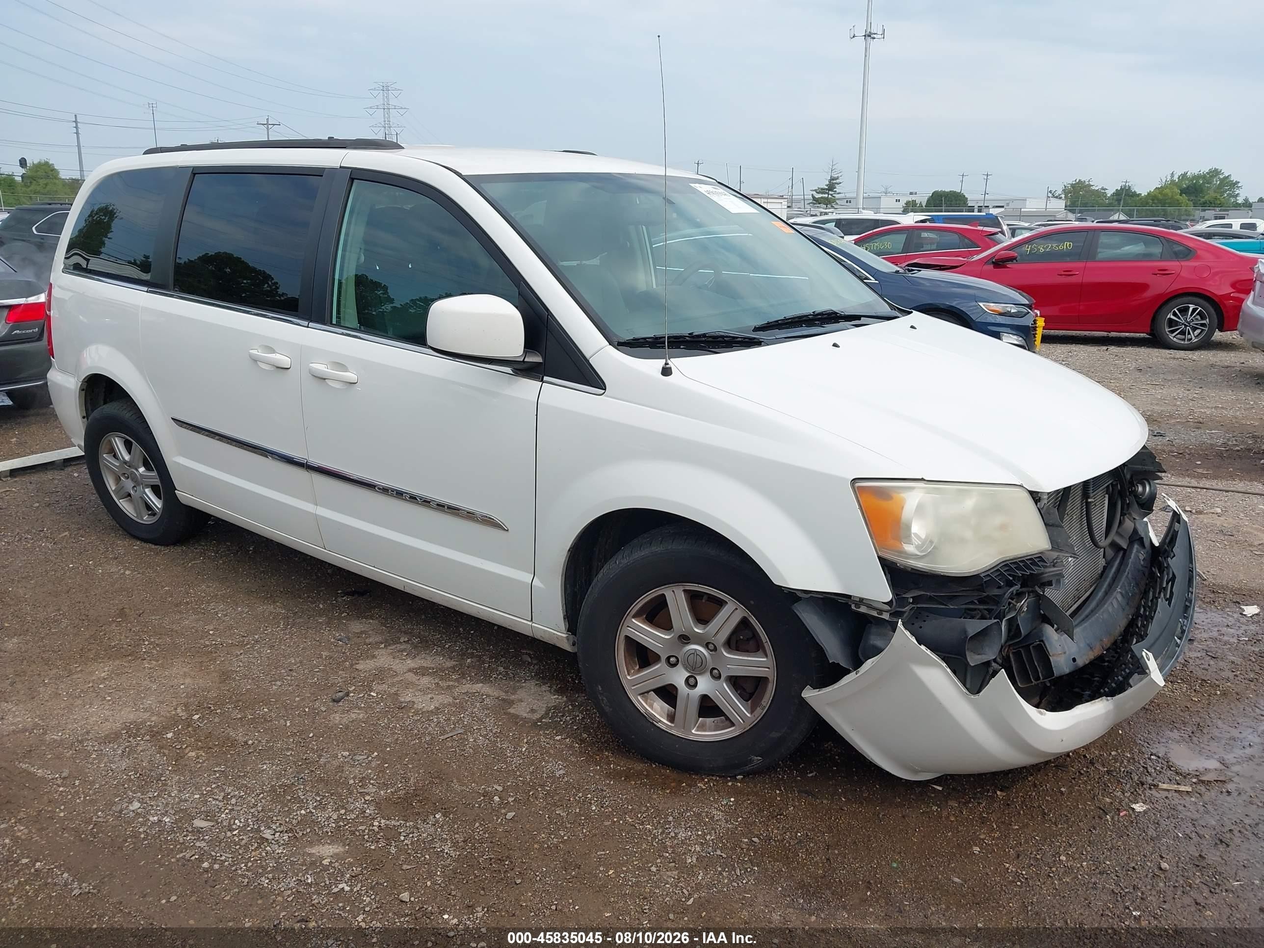 2012 Chrysler Town & Country Touring White vin: 2C4RC1BGXCR288909