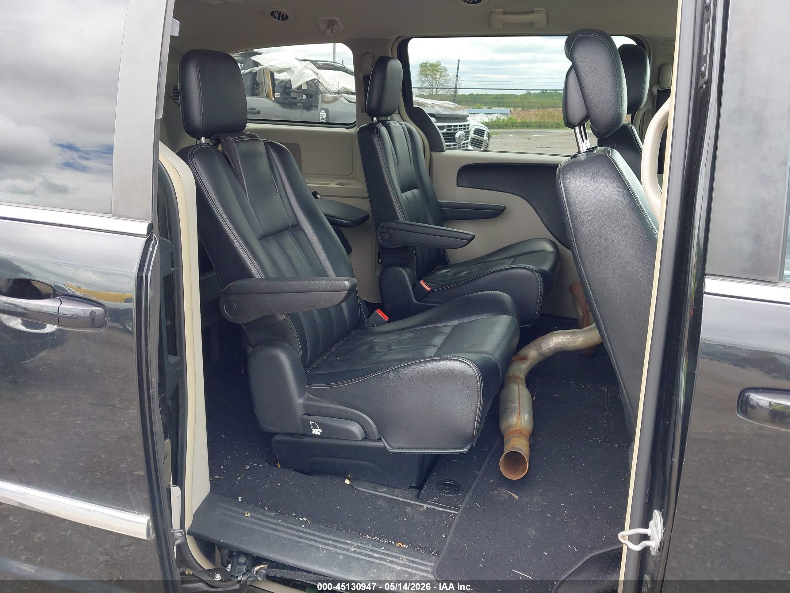 2012 Chrysler Town & Country Touring Black vin: 2C4RC1BGXCR313162