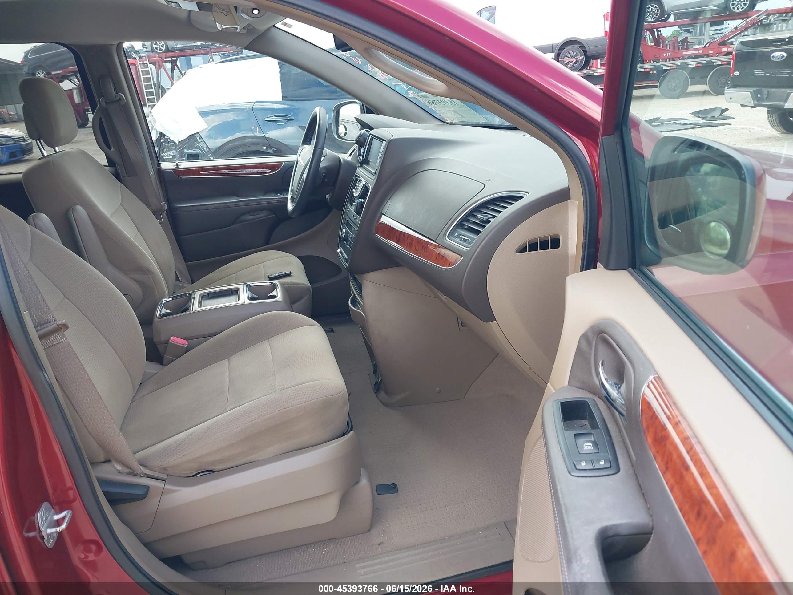 2012 Chrysler Town & Country Touring Maroon vin: 2C4RC1BGXCR331063