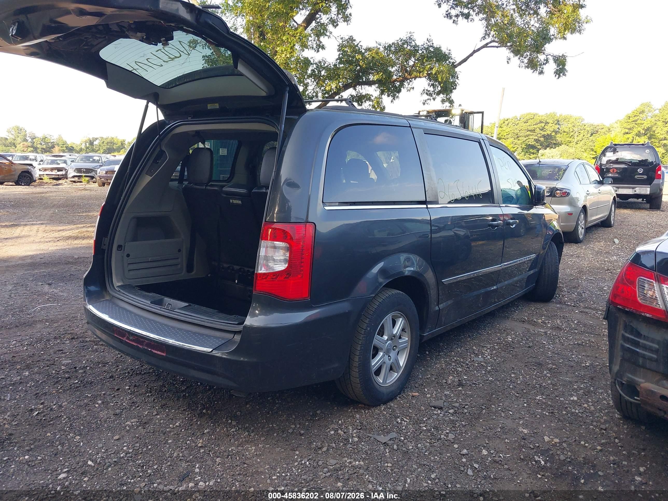2012 Chrysler Town & Country Touring Gray vin: 2C4RC1BGXCR368274