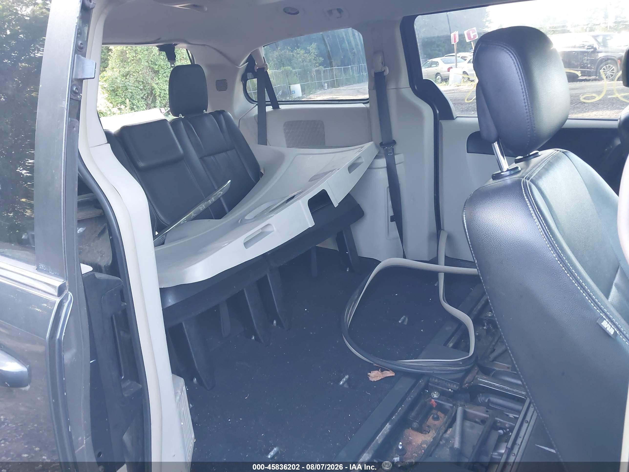 2012 Chrysler Town & Country Touring Gray vin: 2C4RC1BGXCR368274