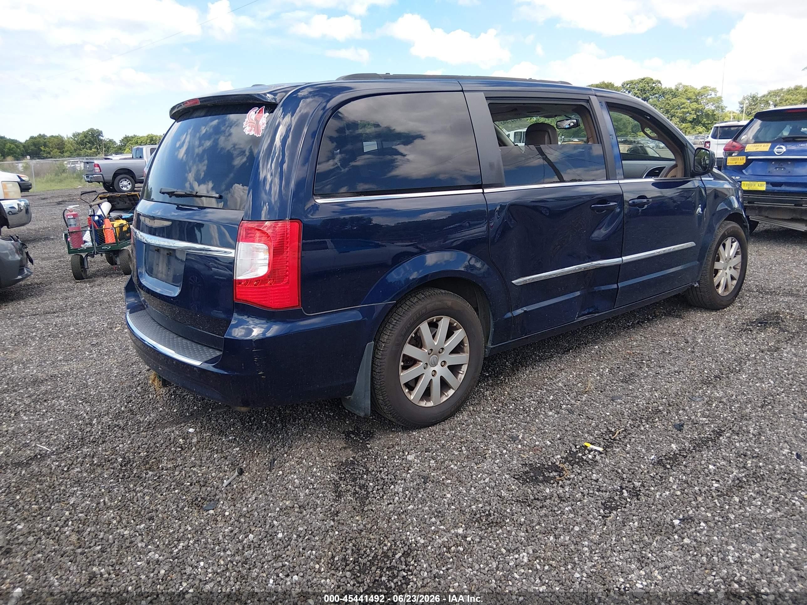 2013 Chrysler Town & Country Touring Blue vin: 2C4RC1BGXDR539462