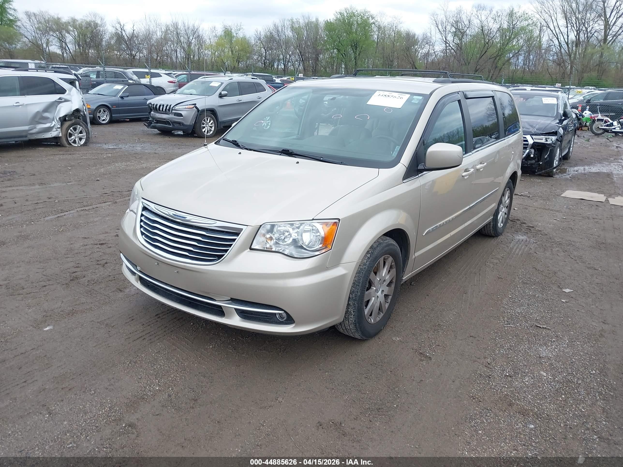 2013 Chrysler Town & Country Touring Gold vin: 2C4RC1BGXDR563938