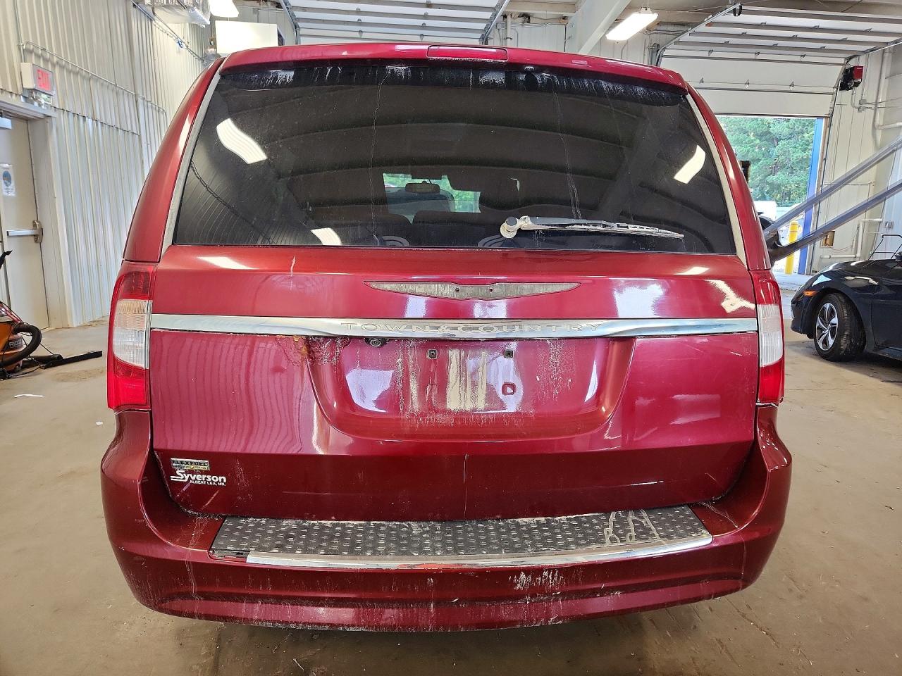 2013 Chrysler Town & Country Touring Красный vin: 2C4RC1BGXDR583137
