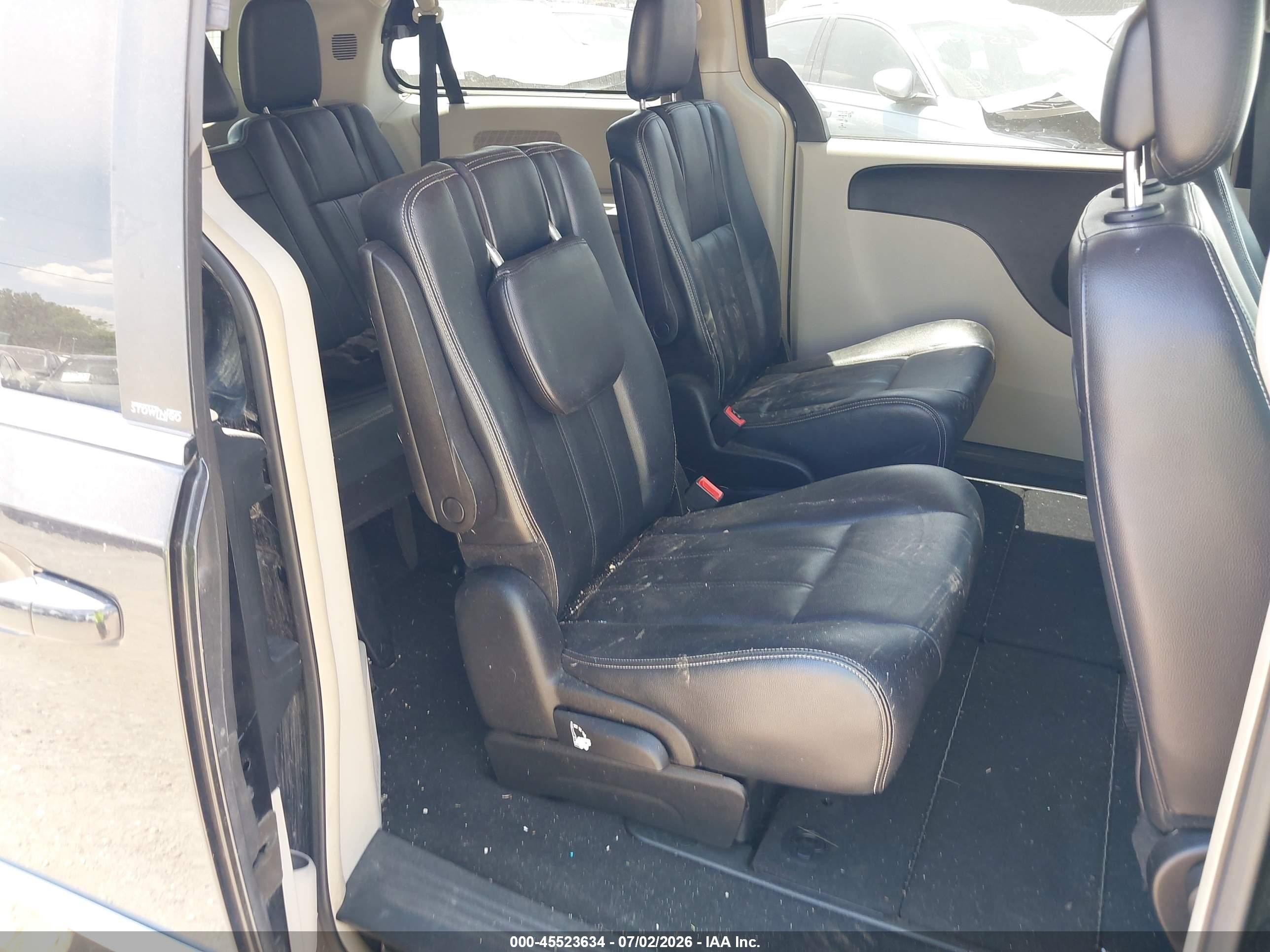 2013 Chrysler Town & Country Touring Черный vin: 2C4RC1BGXDR638251