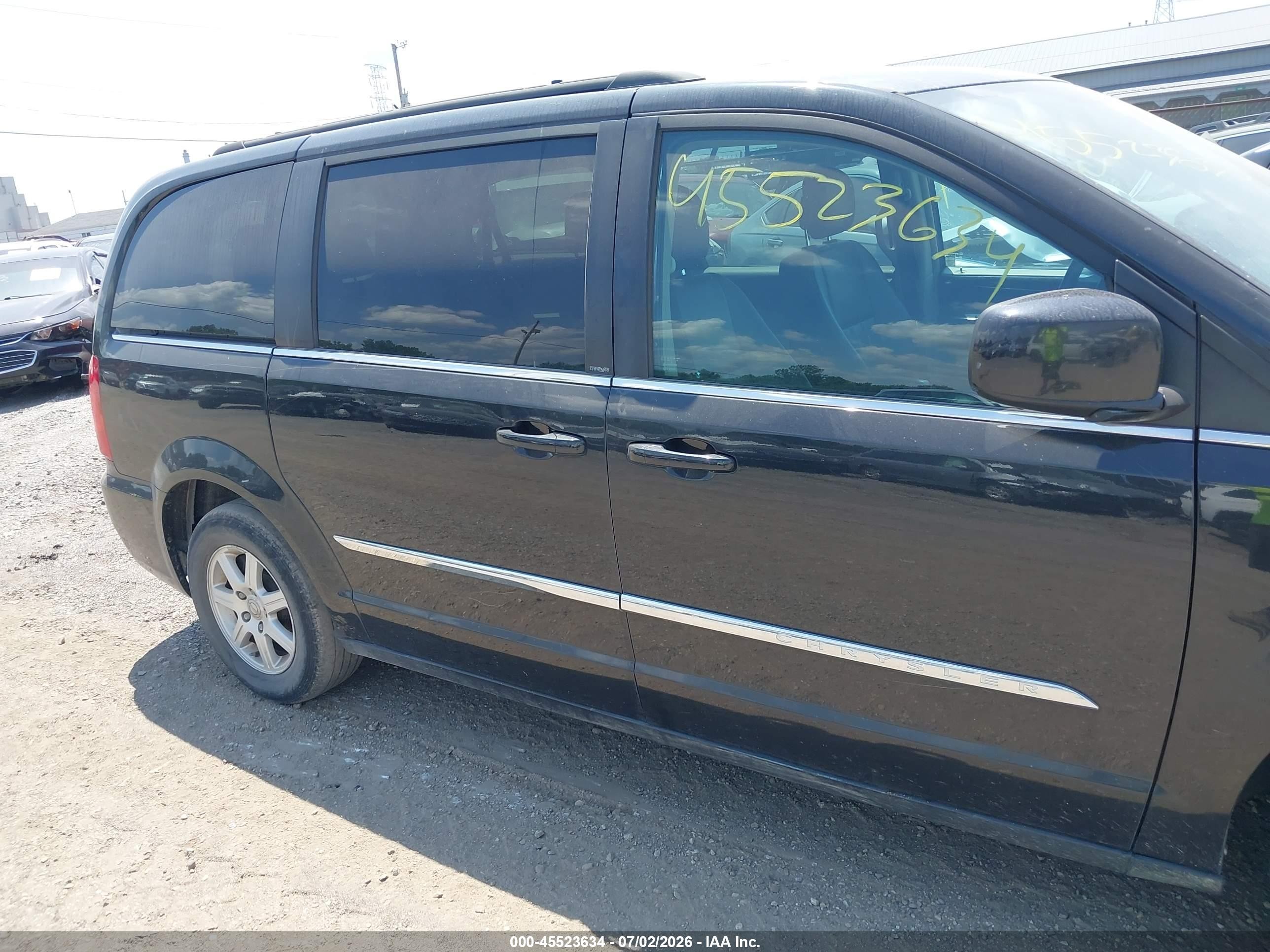 2013 Chrysler Town & Country Touring Черный vin: 2C4RC1BGXDR638251