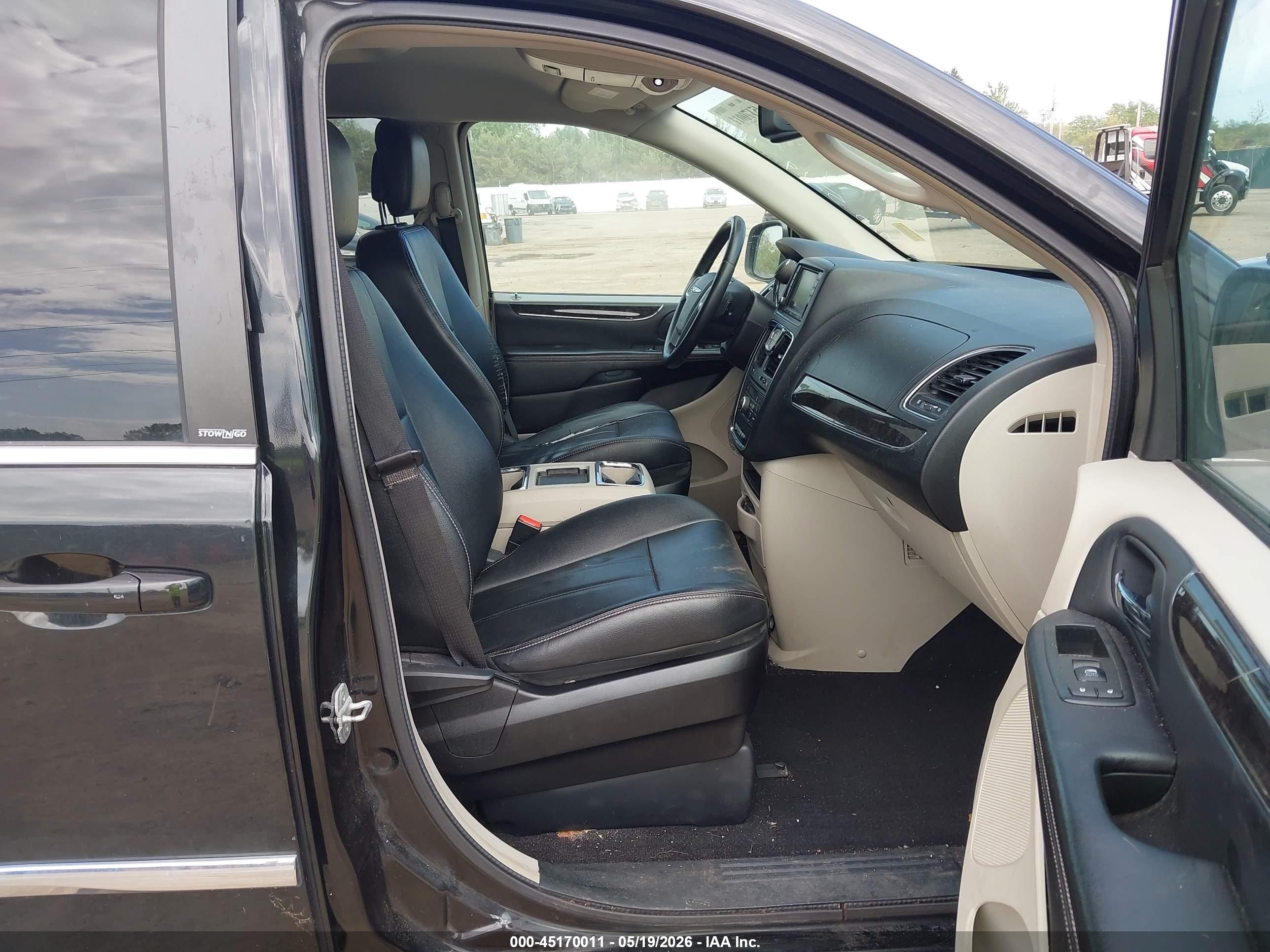 2013 Chrysler Town & Country Touring Black vin: 2C4RC1BGXDR690219