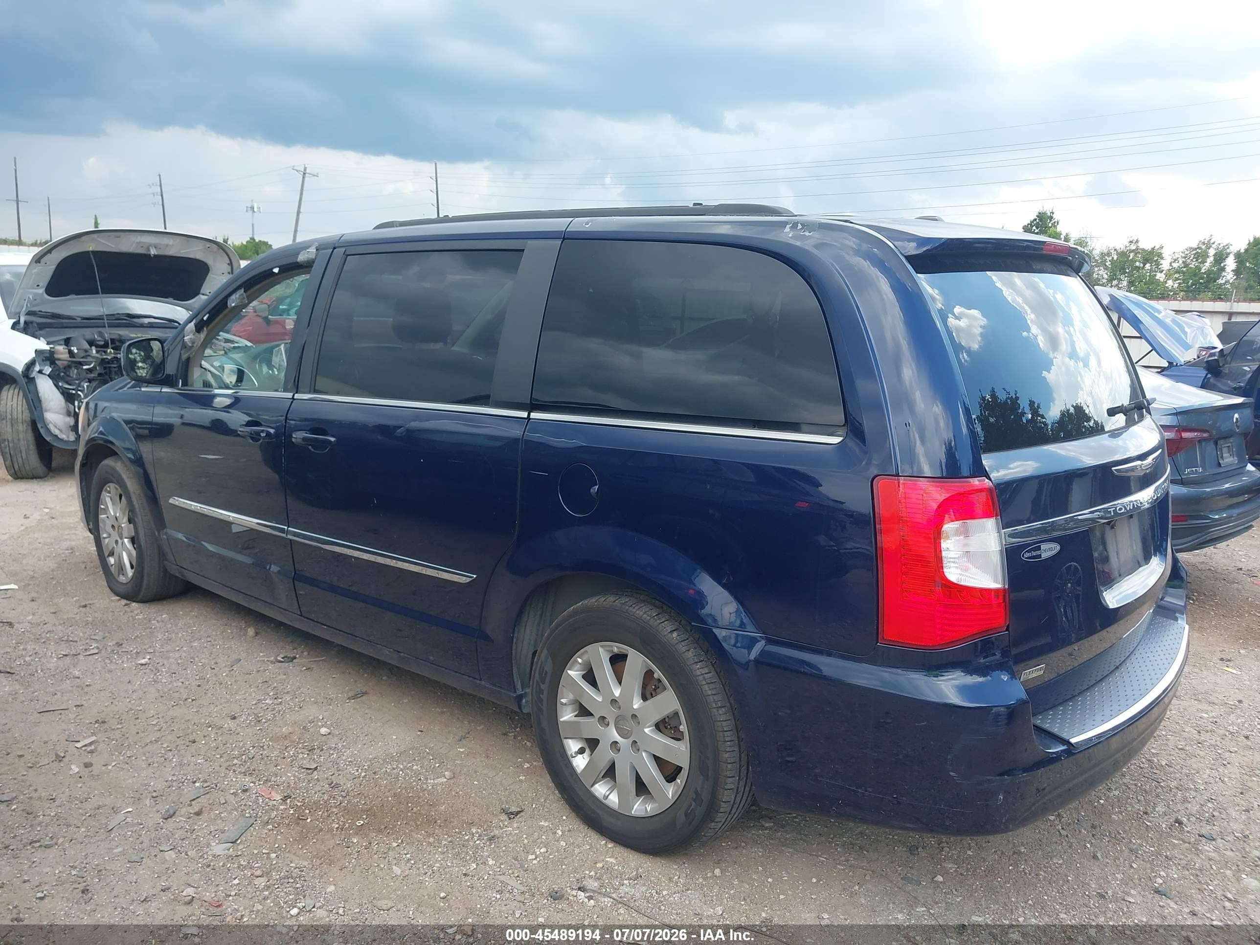 2013 Chrysler Town & Country Touring Blue vin: 2C4RC1BGXDR690978