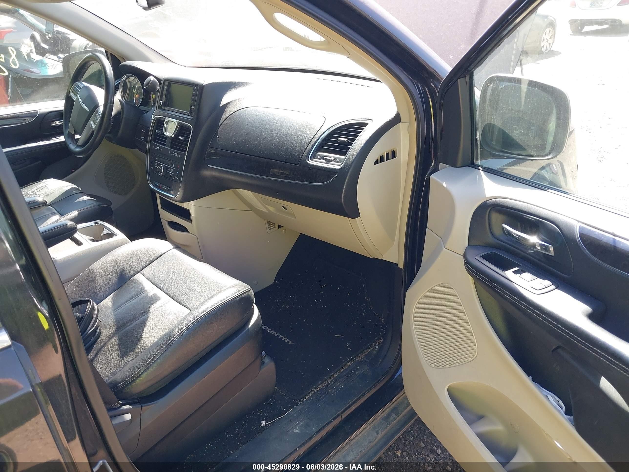 2013 Chrysler Town & Country Touring Black vin: 2C4RC1BGXDR696263