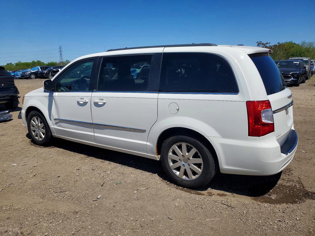 2013 Chrysler Town & Country Touring White vin: 2C4RC1BGXDR745641