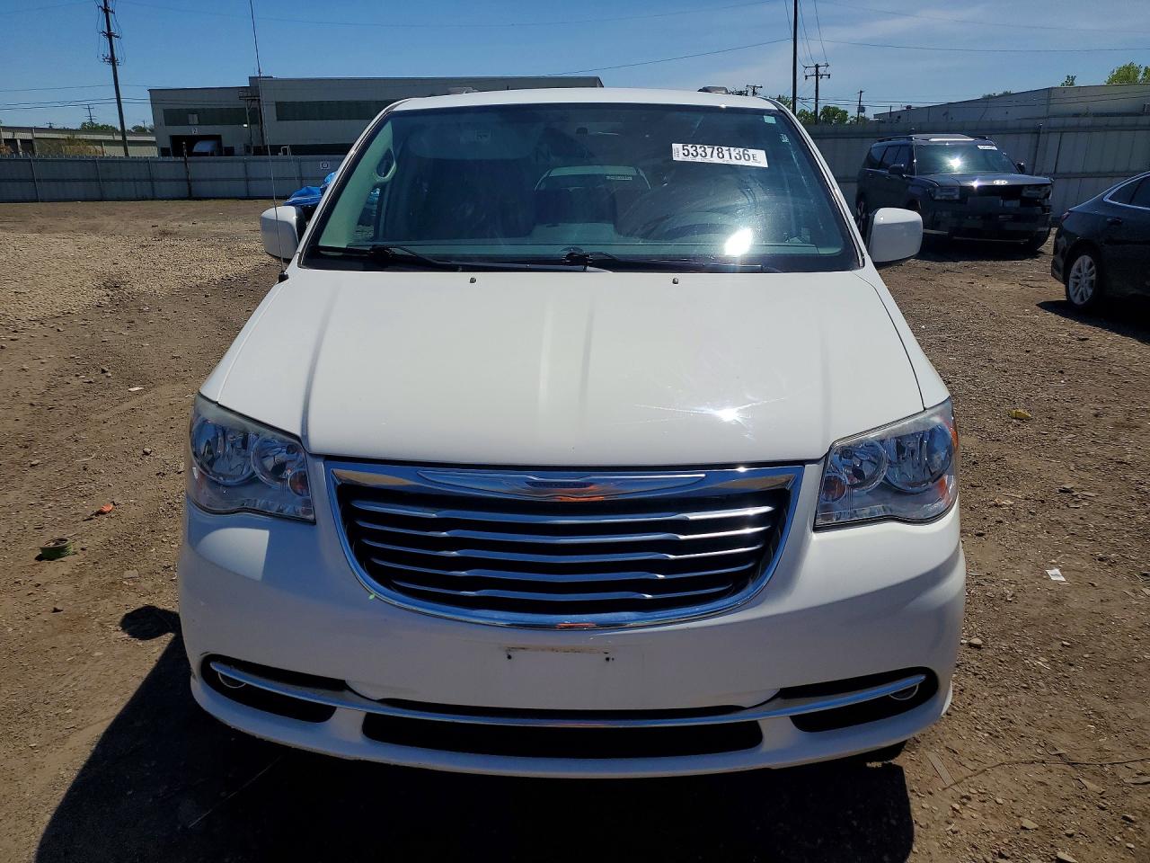 2013 Chrysler Town & Country Touring White vin: 2C4RC1BGXDR745641