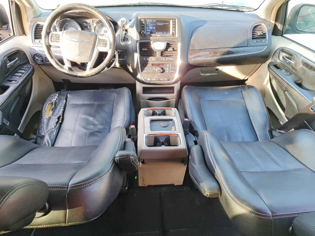 2013 Chrysler Town & Country Touring Серебряный vin: 2C4RC1BGXDR821875