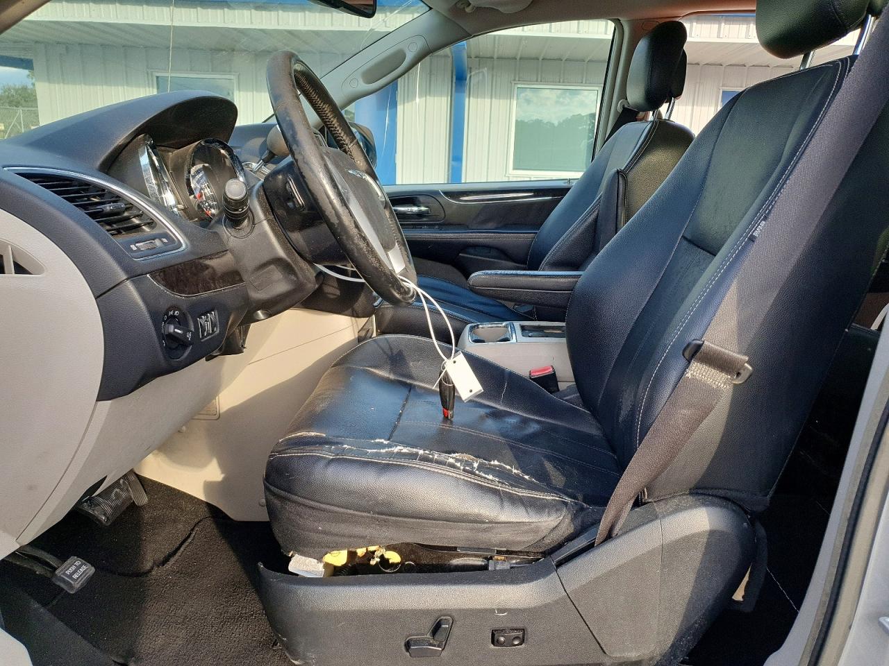 2013 Chrysler Town & Country Touring Серебряный vin: 2C4RC1BGXDR821875