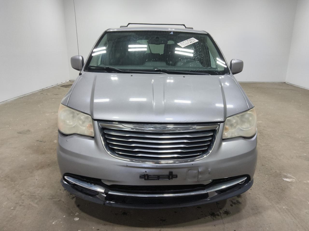 2014 Chrysler Town & Country Touring Silver vin: 2C4RC1BGXER111019 Damage: Oil Pan, Leak, Repair Required
