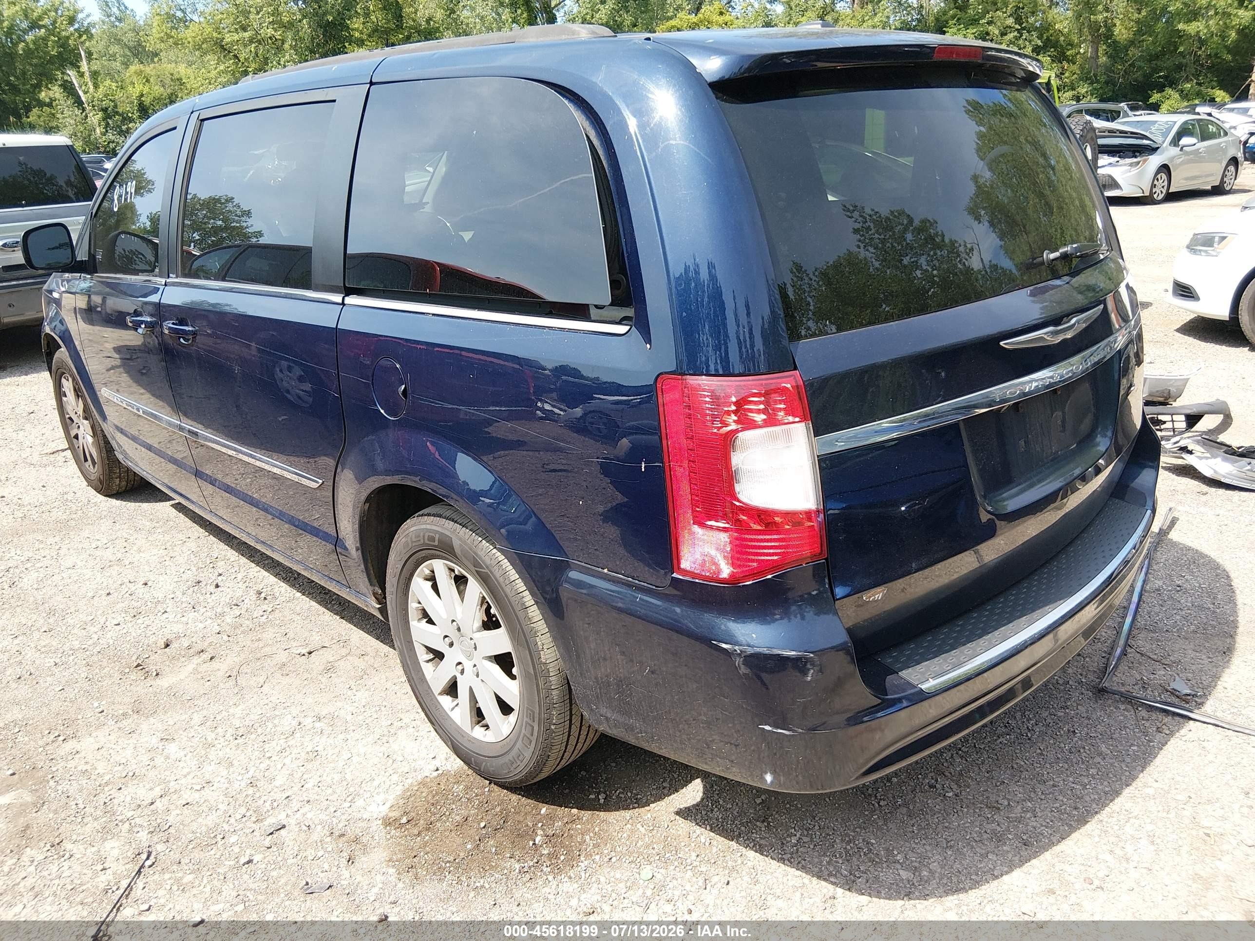 2014 Chrysler Town & Country Touring Blue vin: 2C4RC1BGXER112316
