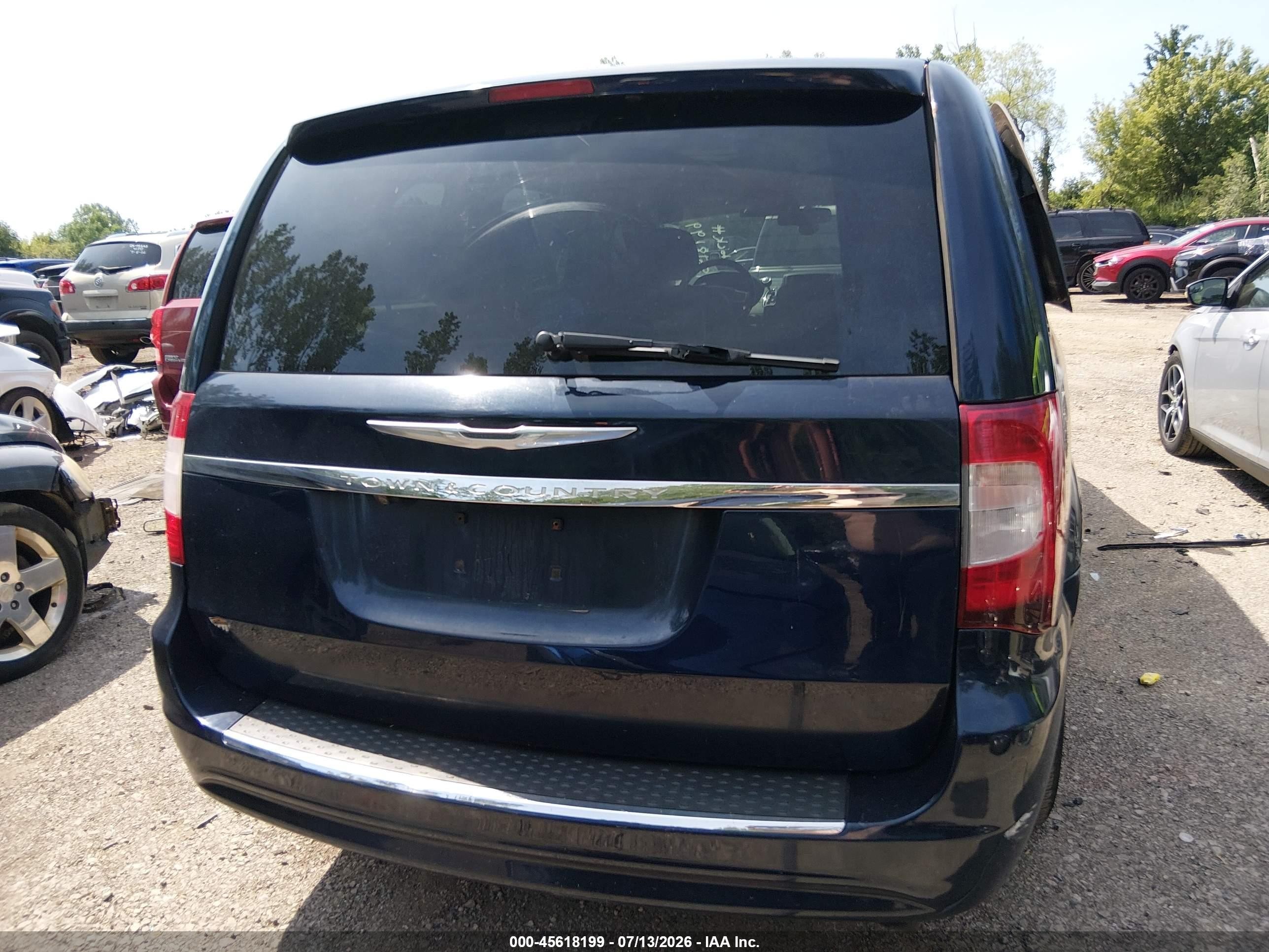 2014 Chrysler Town & Country Touring Blue vin: 2C4RC1BGXER112316