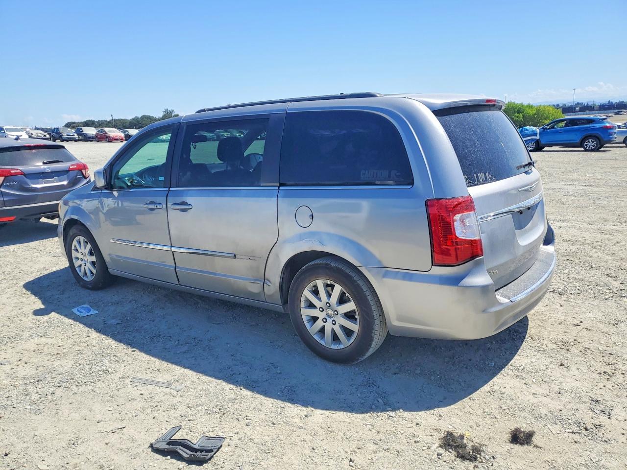2014 Chrysler Town & Country Touring Silver vin: 2C4RC1BGXER203733