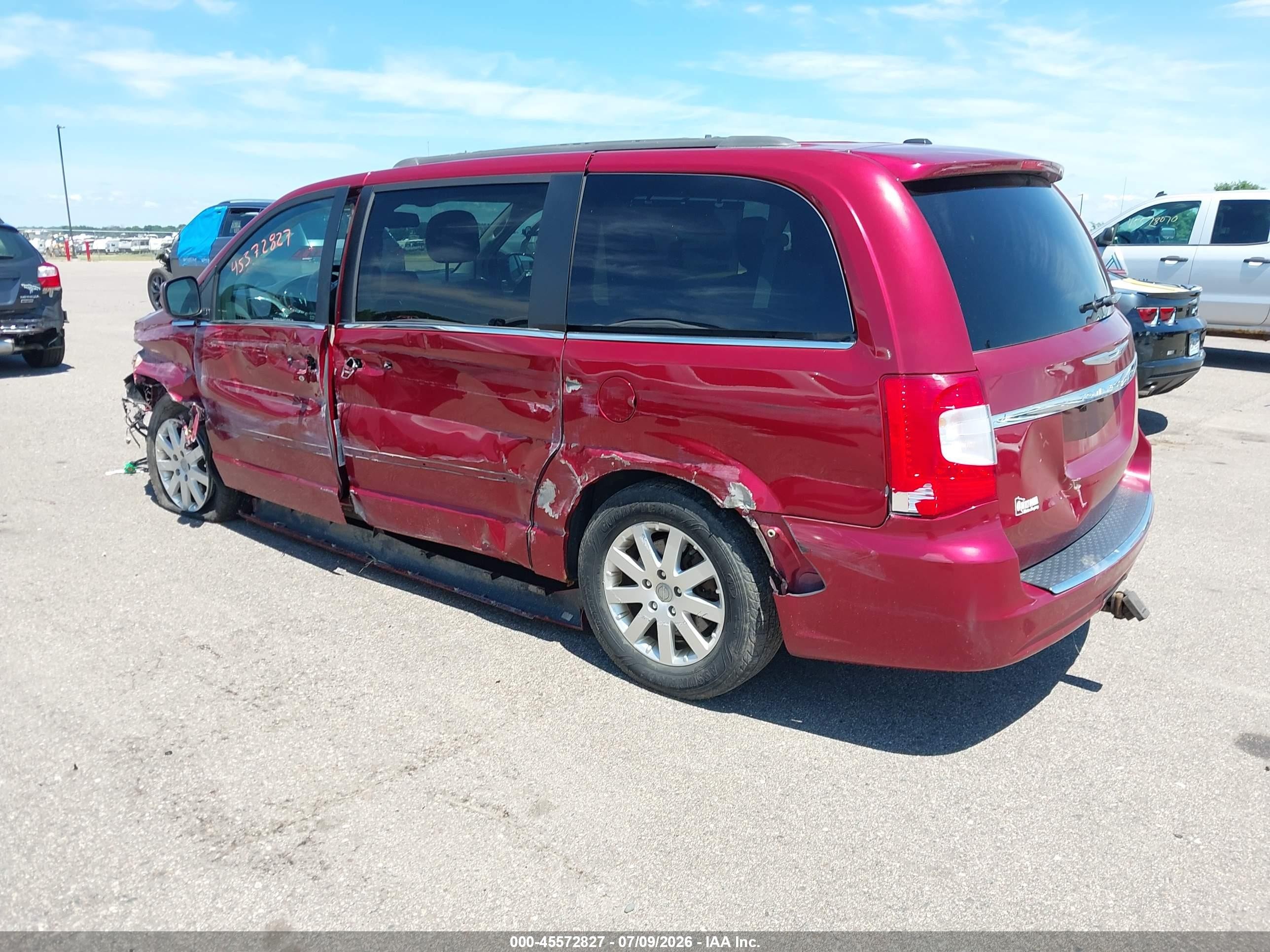 2014 Chrysler Town & Country Touring Красный vin: 2C4RC1BGXER234027