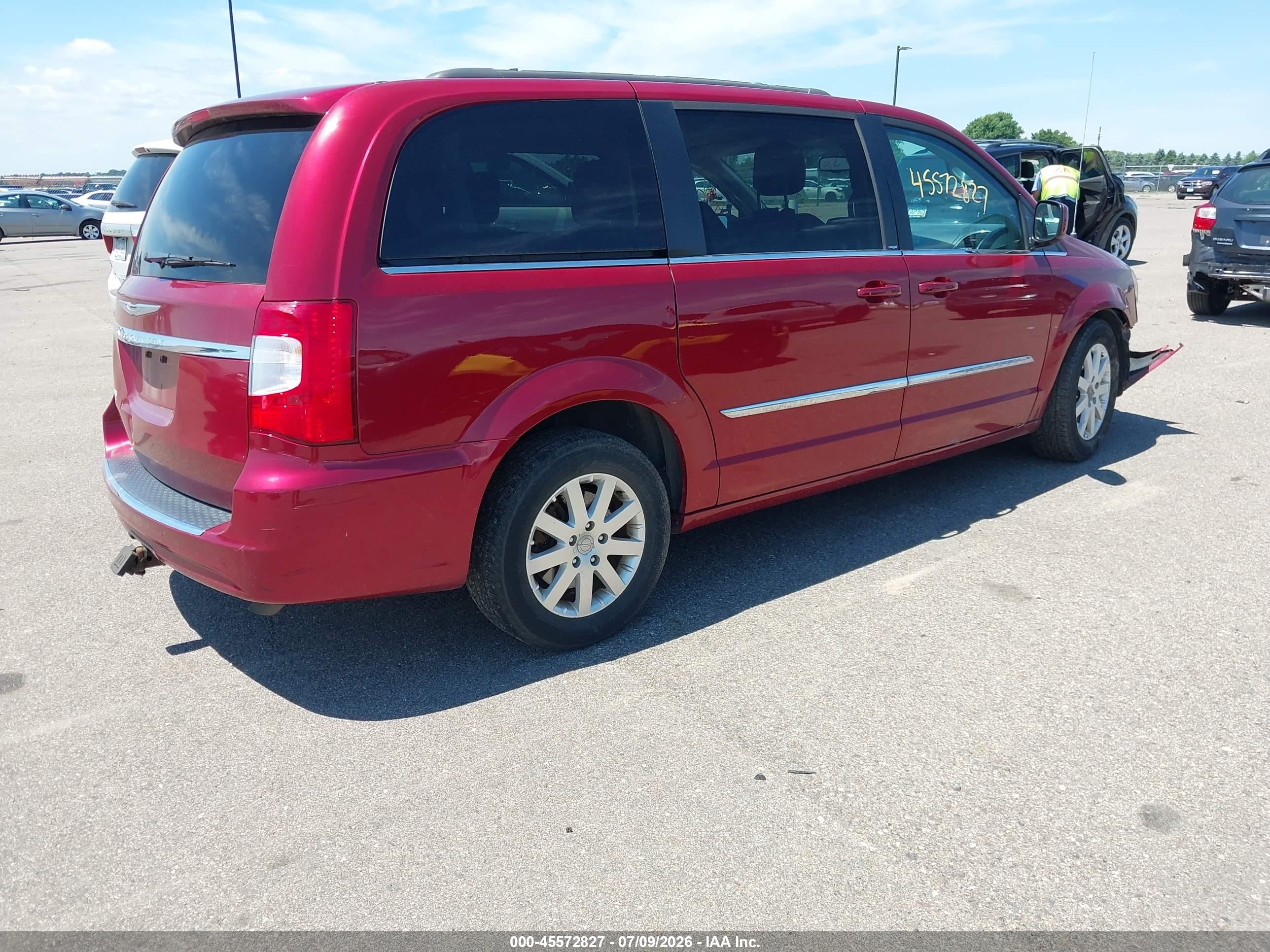 2014 Chrysler Town & Country Touring Красный vin: 2C4RC1BGXER234027