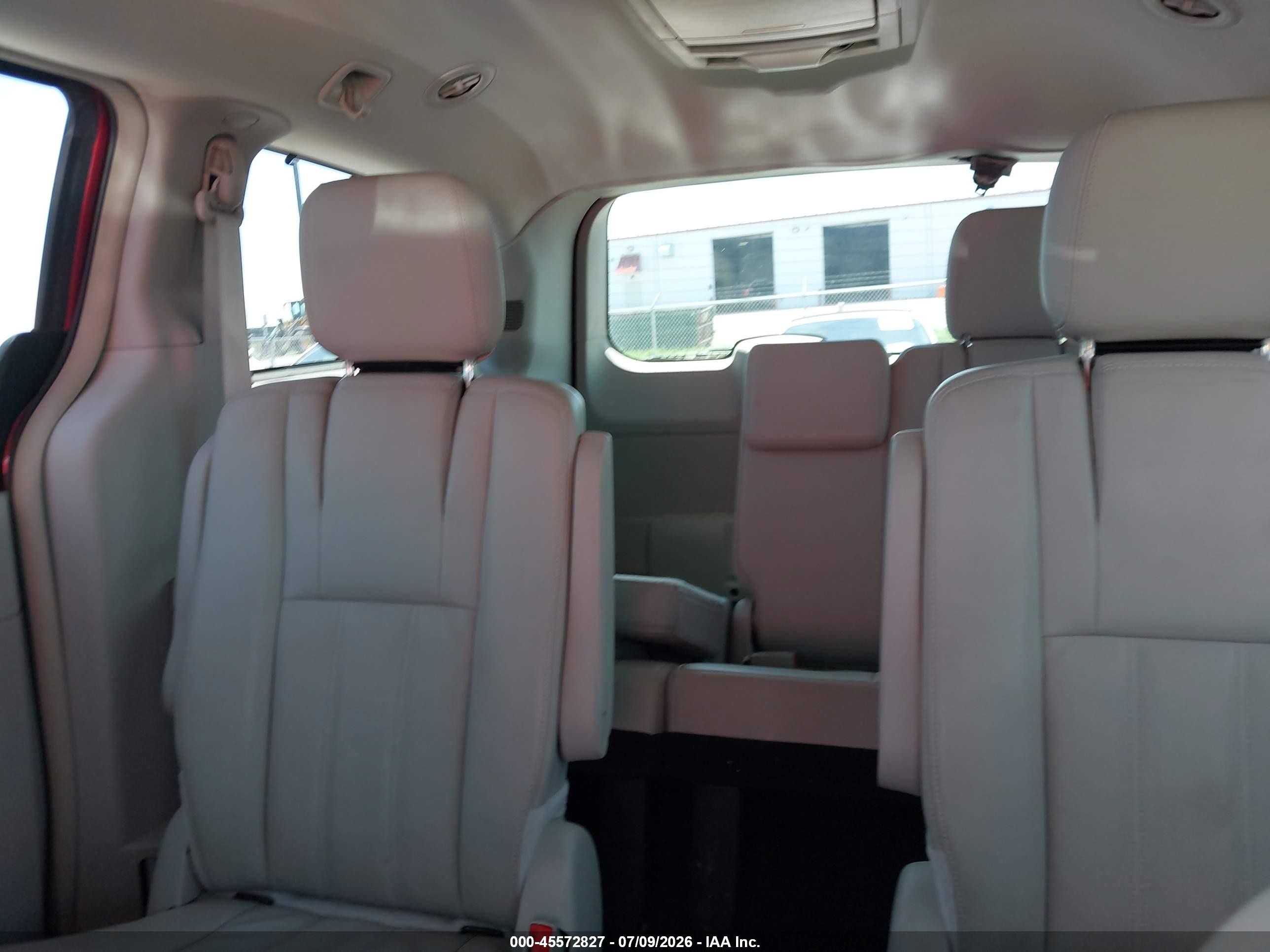 2014 Chrysler Town & Country Touring Красный vin: 2C4RC1BGXER234027