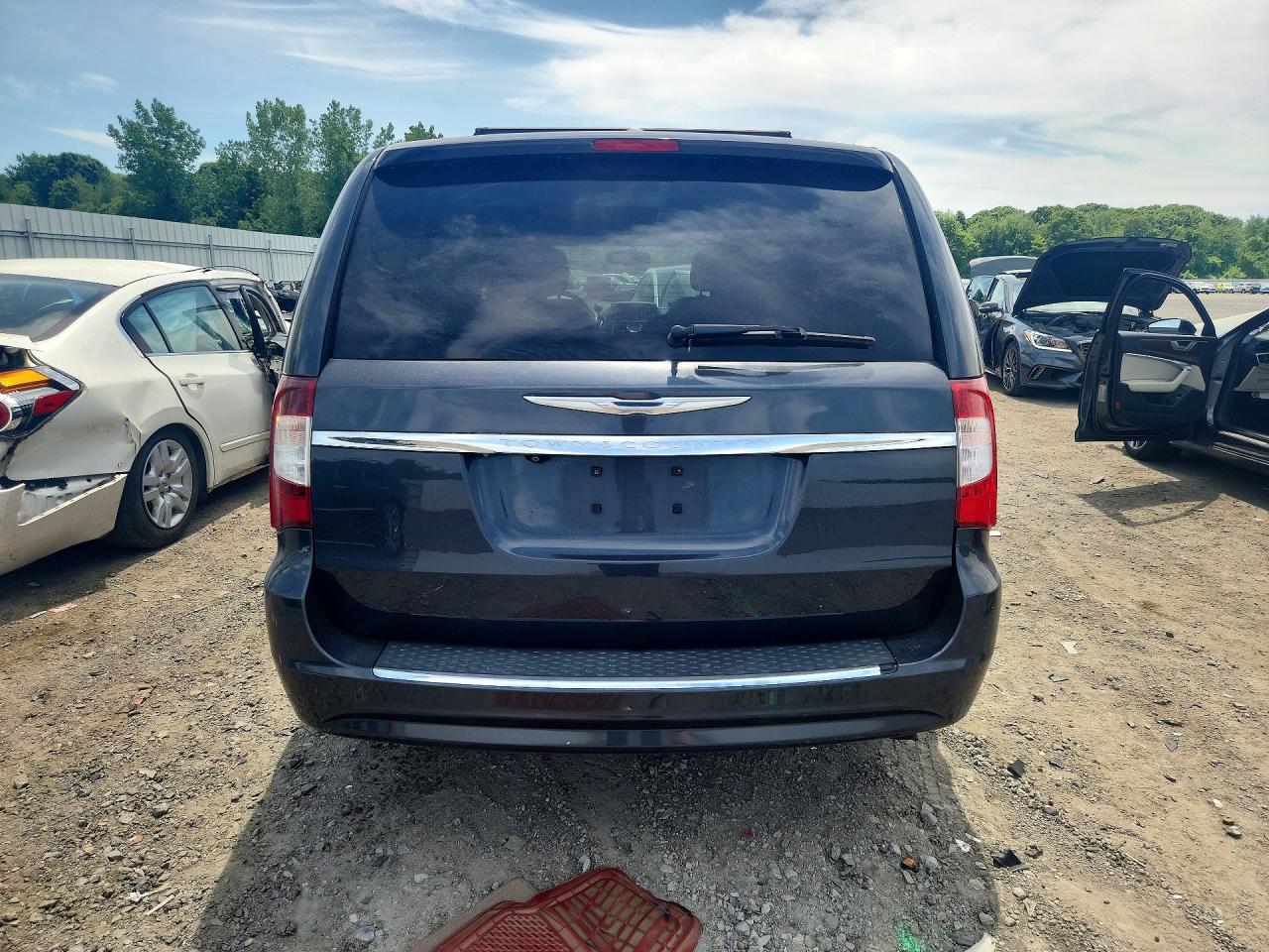 2014 Chrysler Town & Country Touring Gray vin: 2C4RC1BGXER256903