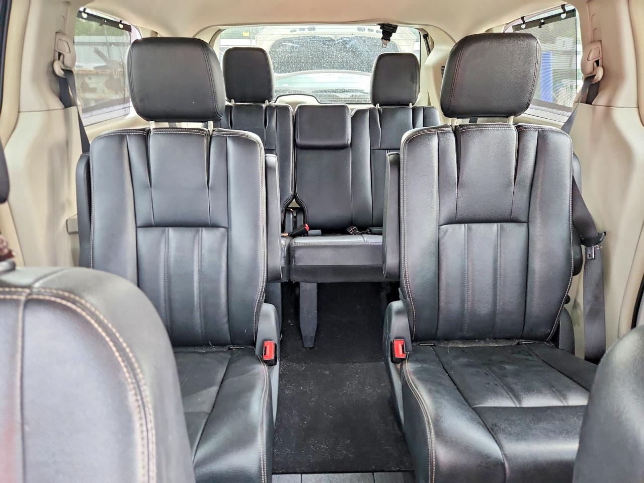 2014 Chrysler Town & Country Touring Черный vin: 2C4RC1BGXER368360