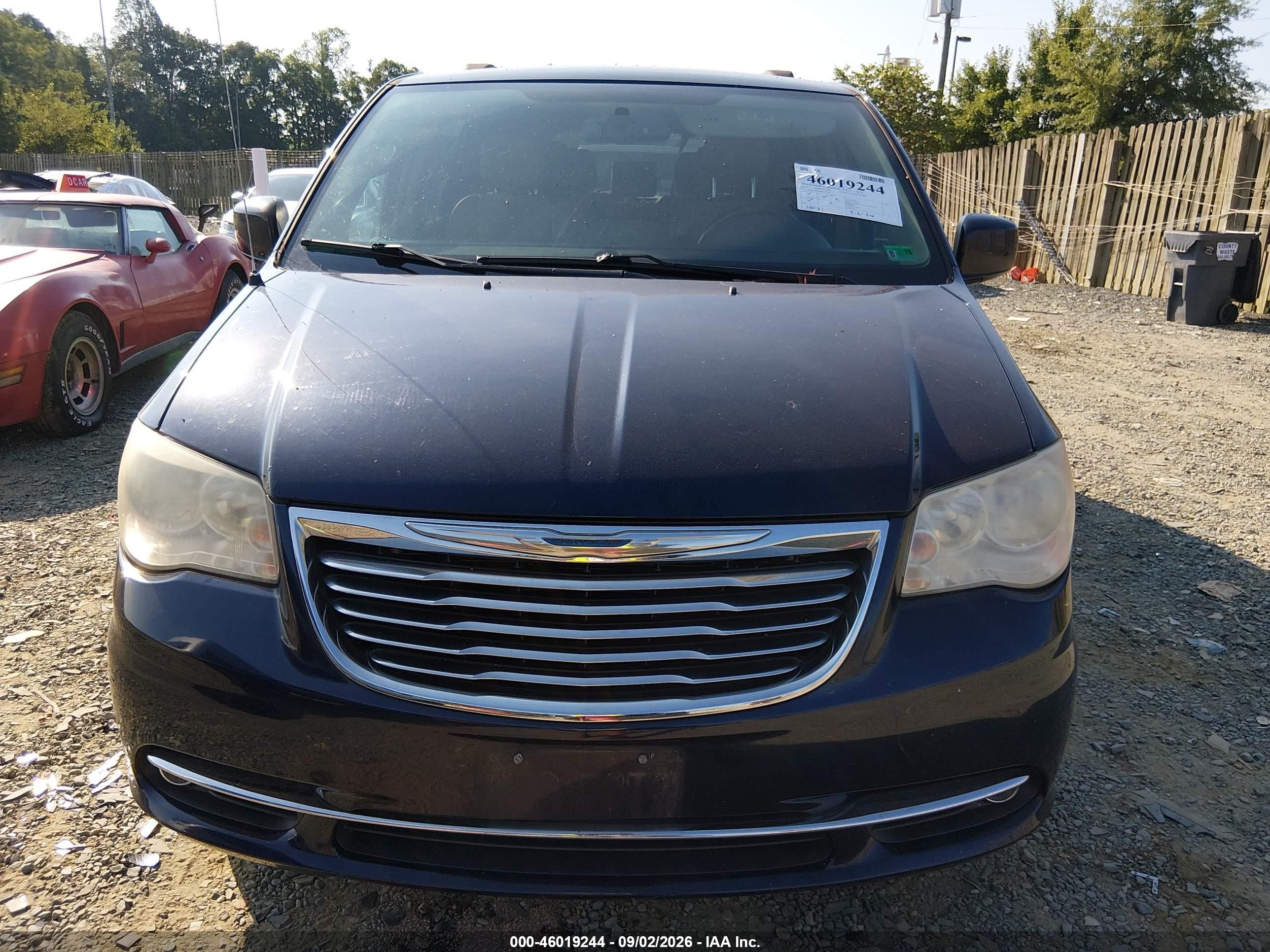 2014 Chrysler Town & Country Touring Blue vin: 2C4RC1BGXER377284