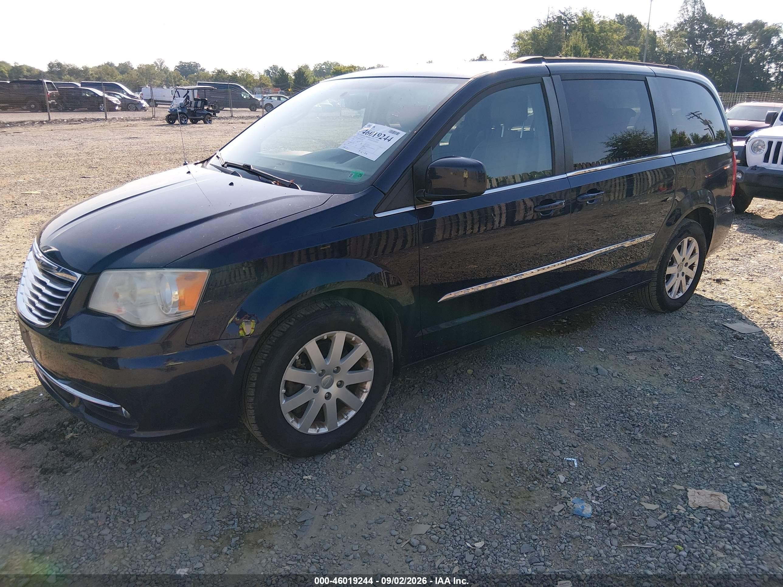 2014 Chrysler Town & Country Touring Blue vin: 2C4RC1BGXER377284