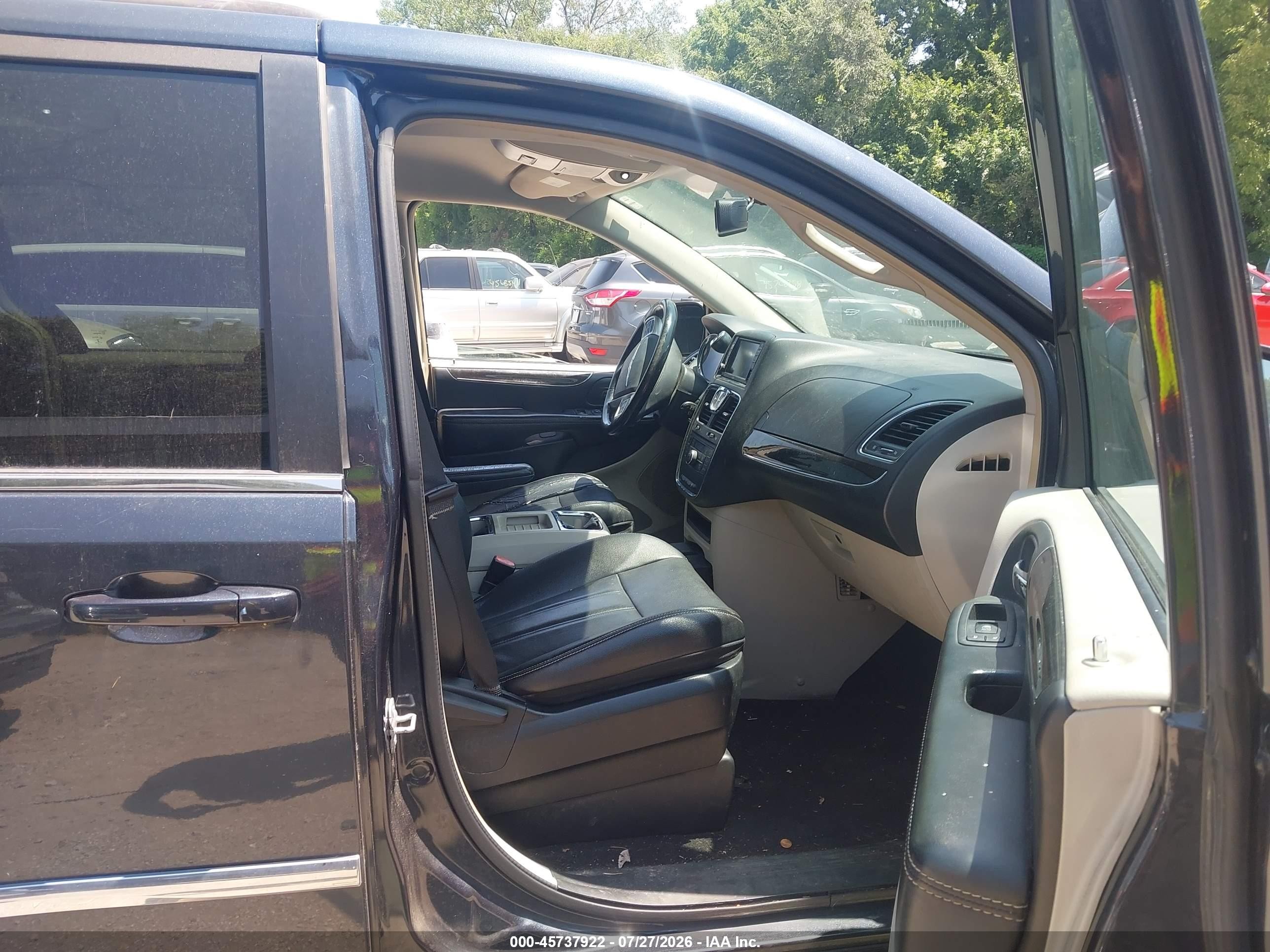 2014 Chrysler Town & Country Touring Black vin: 2C4RC1BGXER396062