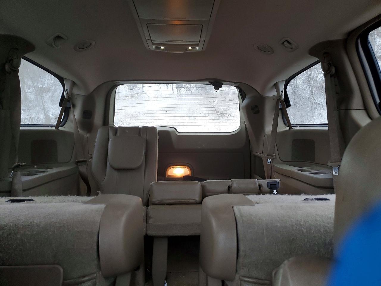 2015 Chrysler Town And Coun White vin: 2C4RC1BGXFR538802