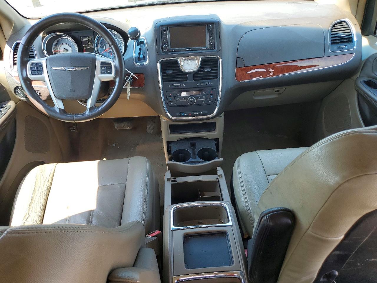 2015 Chrysler Town & Country Touring Burgundy vin: 2C4RC1BGXFR552439