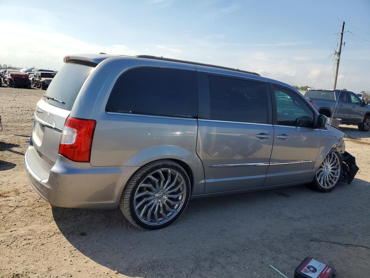 2015 Chrysler Town & Country Touring Gray vin: 2C4RC1BGXFR595615
