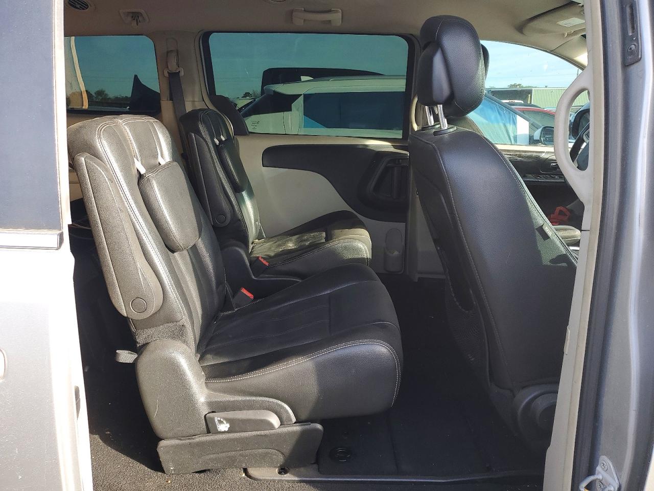 2015 Chrysler Town & Country Touring Gray vin: 2C4RC1BGXFR595615