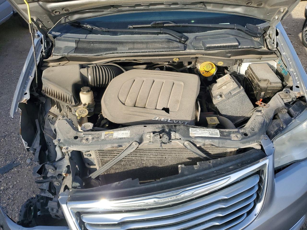 2015 Chrysler Town & Country Touring Gray vin: 2C4RC1BGXFR595615