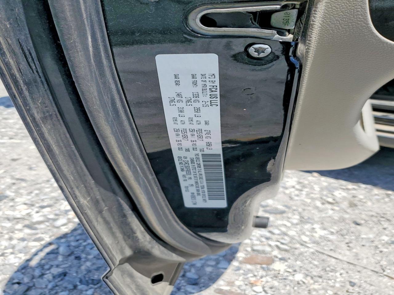 2015 Chrysler Town & Country Touring Черный vin: 2C4RC1BGXFR695391