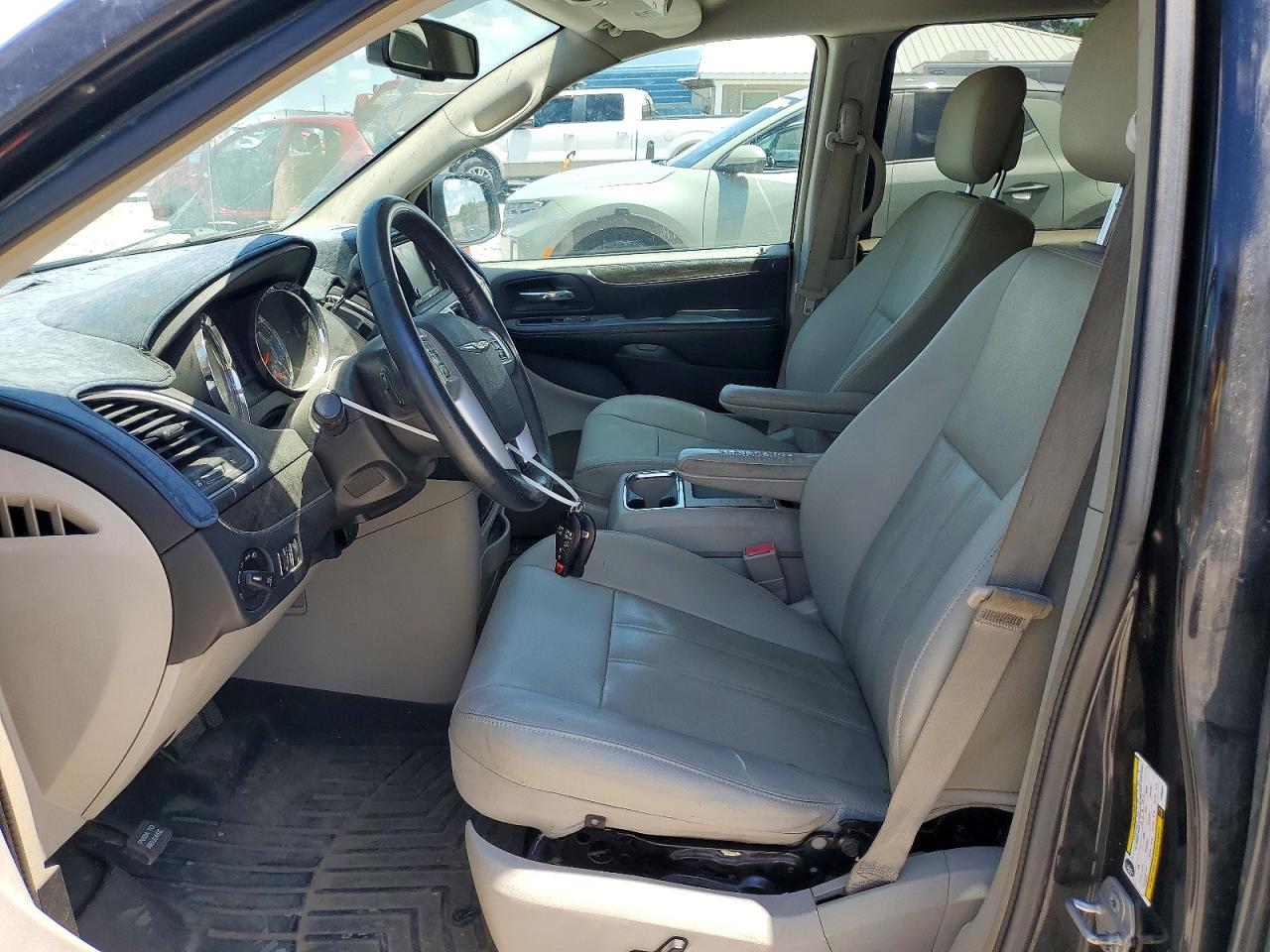 2015 Chrysler Town & Country Touring Черный vin: 2C4RC1BGXFR695391